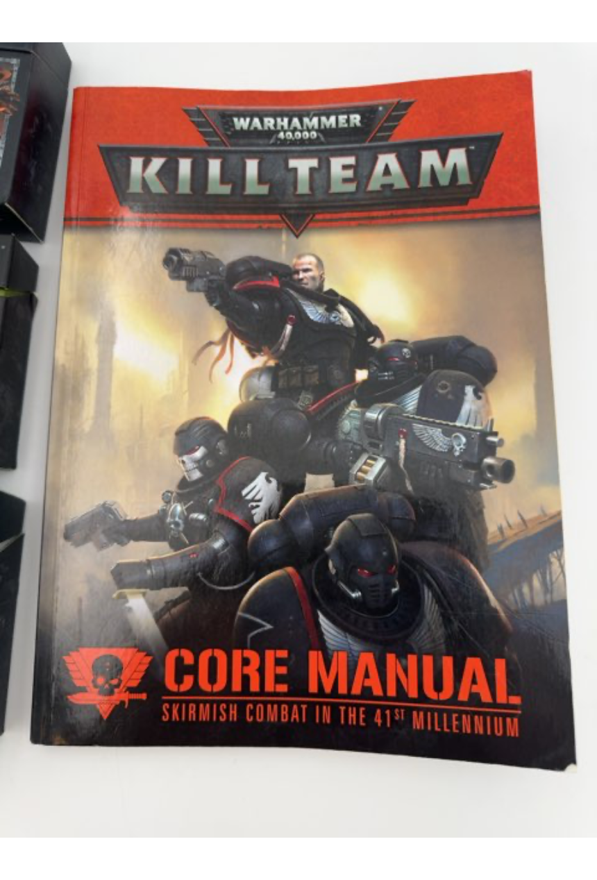 Warhammer 40.000 kort og manual